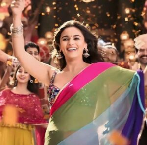 WAVES 2025 Alia Bhatt steals the spotlight in Maharashtra peach sari