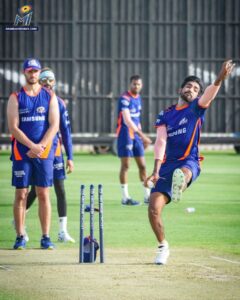 Mumbai Indians Showcase a Perfect Performance to Top the Table and Knock Out Rajasthan Royals