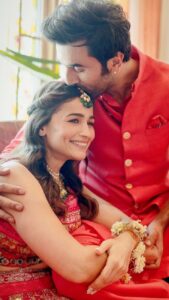 WAVES 2025 Alia Bhatt steals the spotlight in Maharashtra peach sari